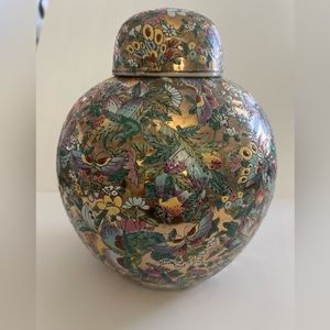Vintage Chinoiserie Hand Painted Full Gilt Ceramic Ginger Jar With Floral